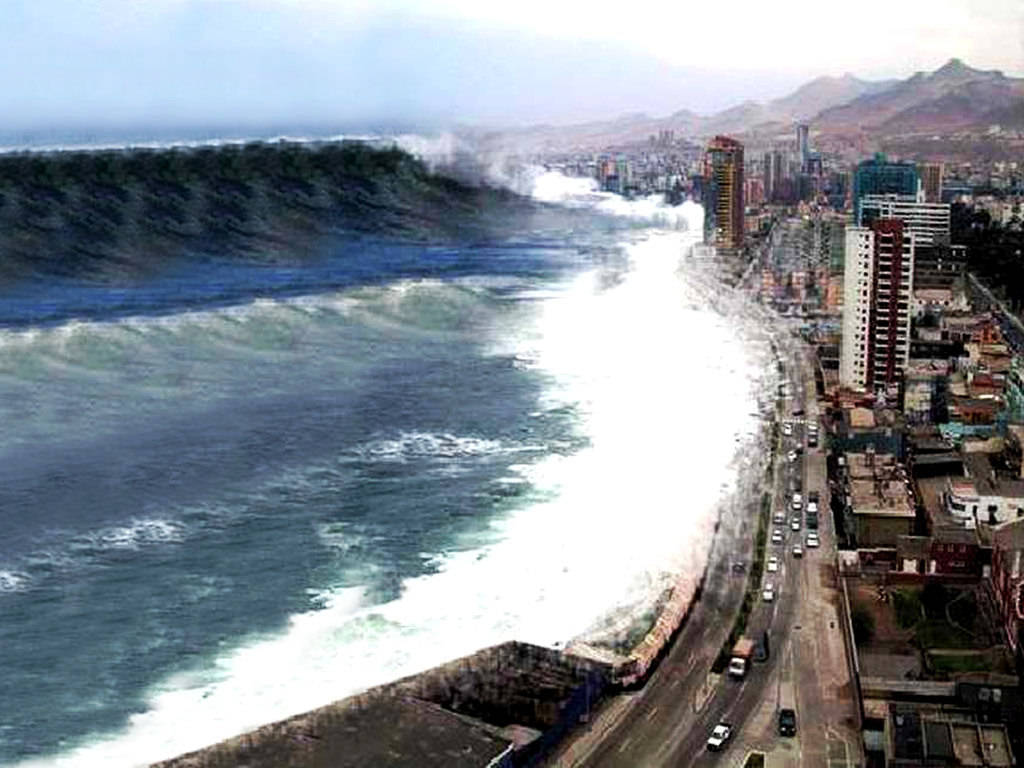 2004 Tsunami Wave Japan