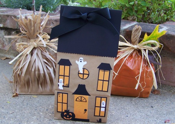 Halloween Haunted House Paper Bags