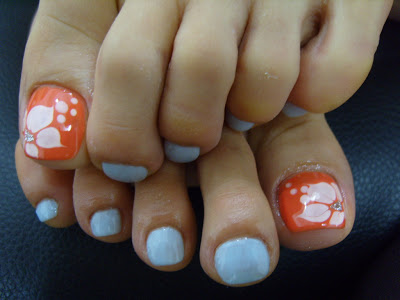 Orange and White Toe Nail Design