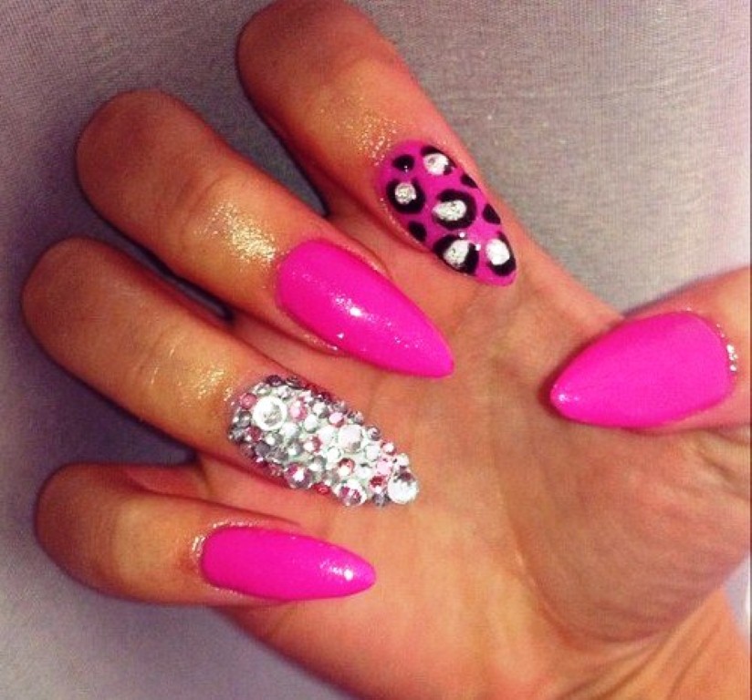 Stiletto Nail Designs