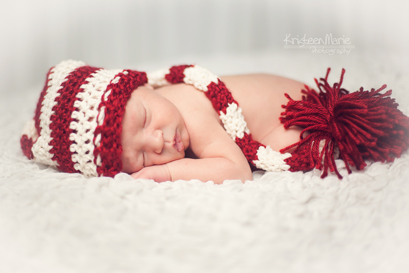 15 Christmas Newborn Photography Images