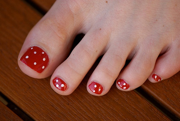 Cute Simple Toe Nail Art
