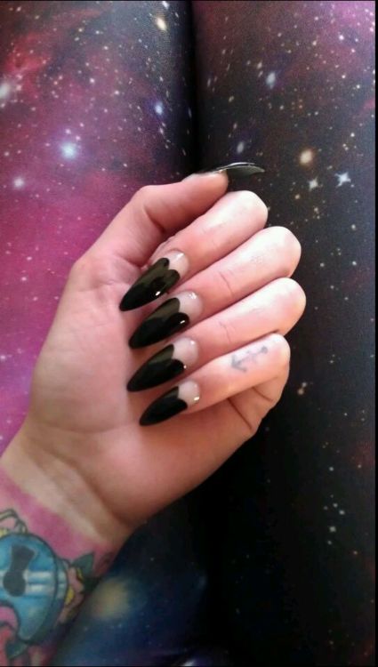 Long Pointy Black Acrylic Nails Tumblr