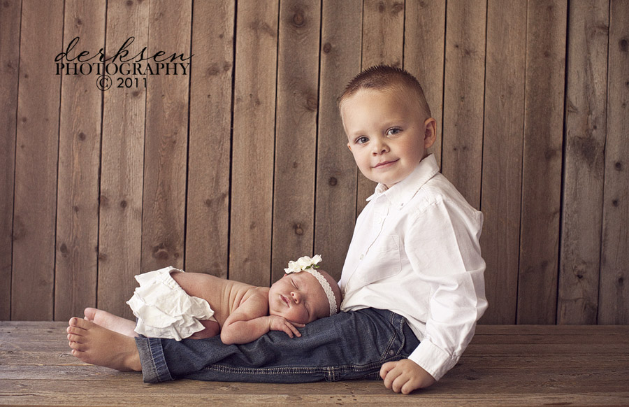 13 Cute Photo Ideas For Brothers Images Cute Sibling
