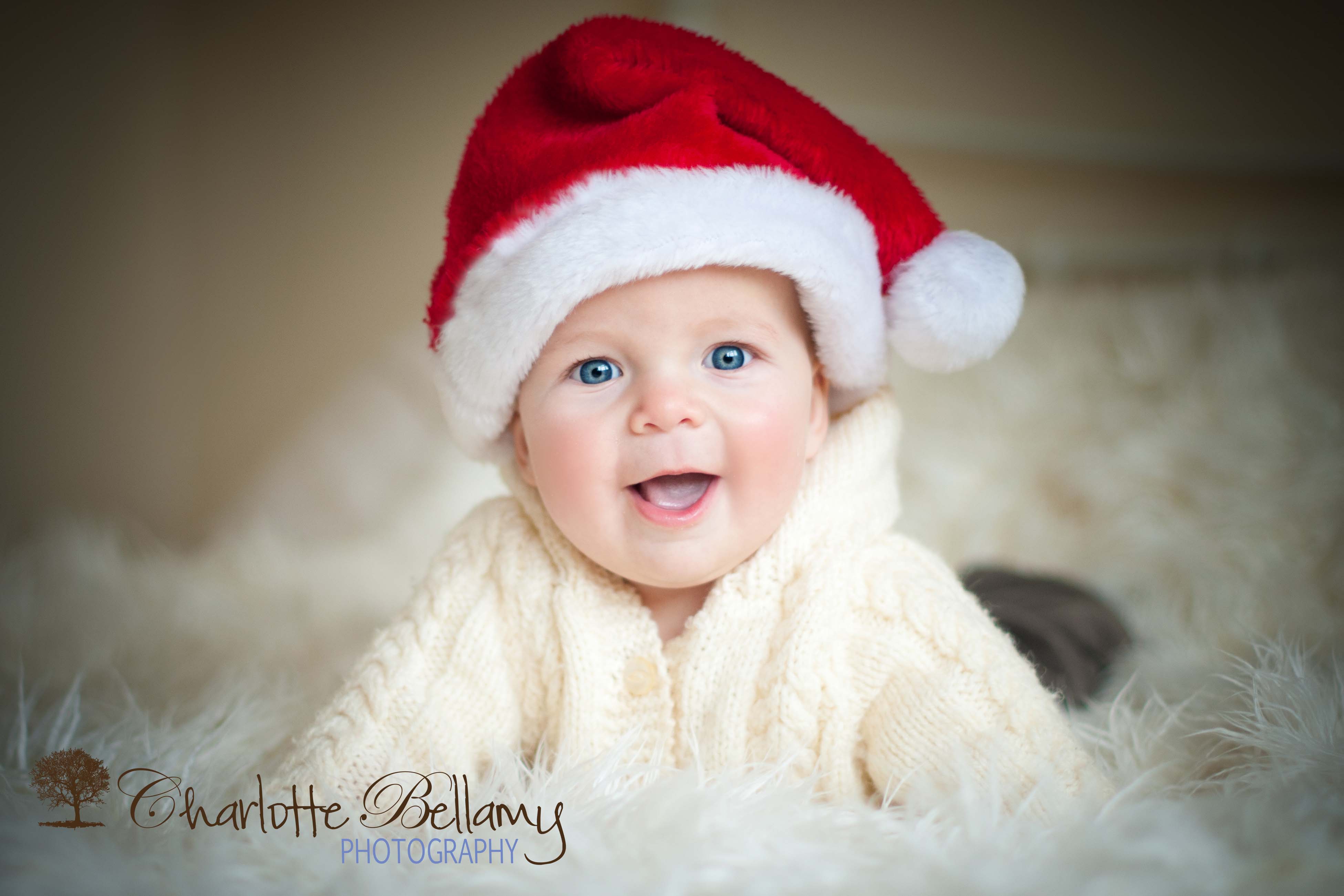 Toddler Christmas Photo Shoot Ideas