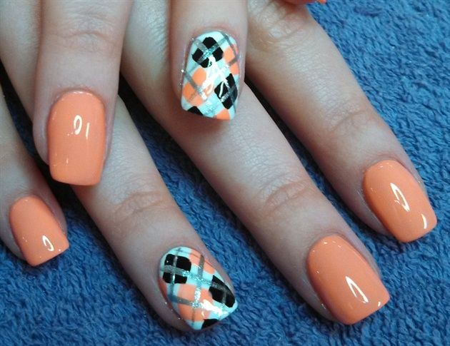 Argyle Nail Art Design