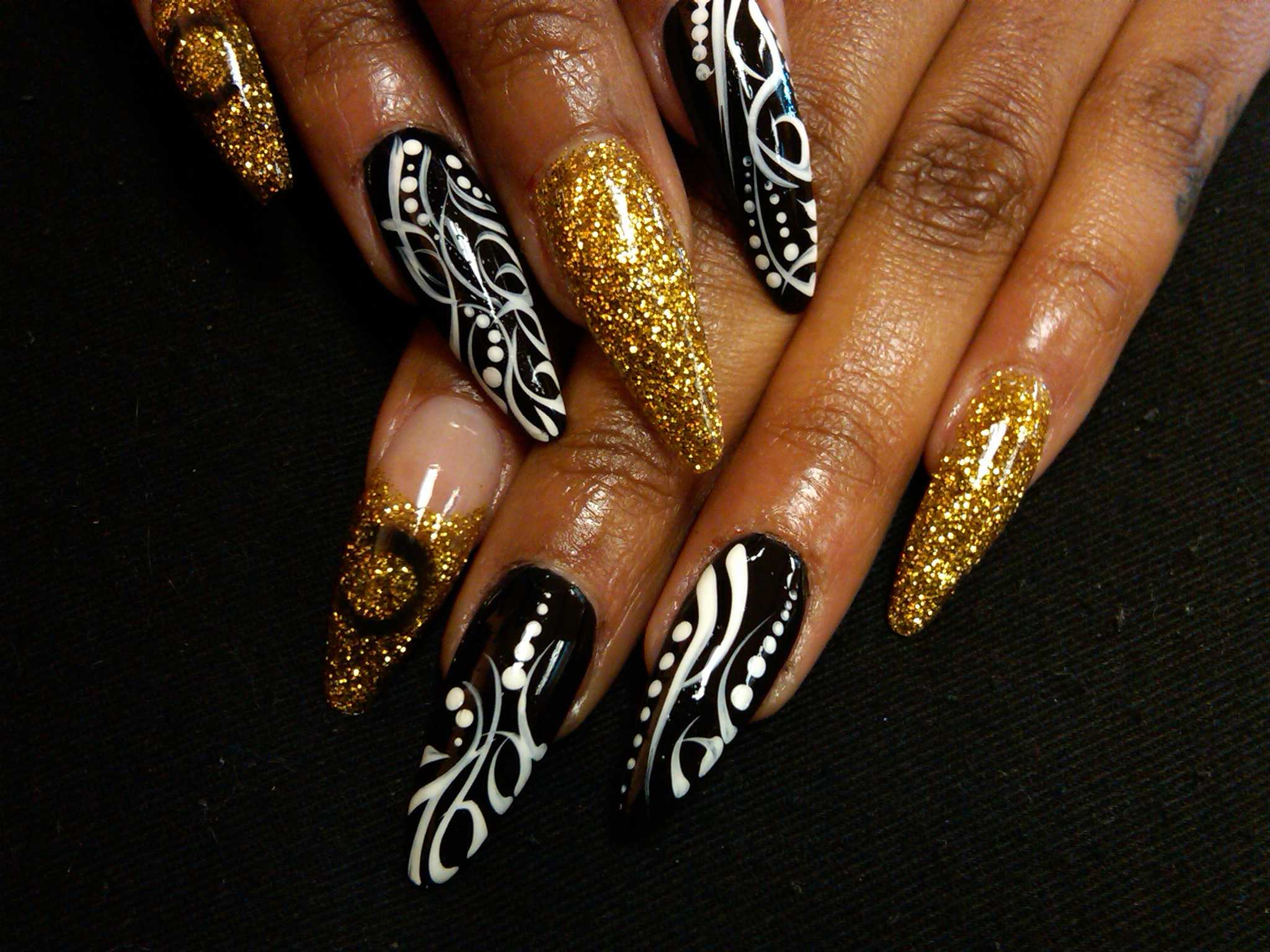 Gold Stiletto Nail Designs
