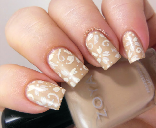 Nail Art with White Flowers