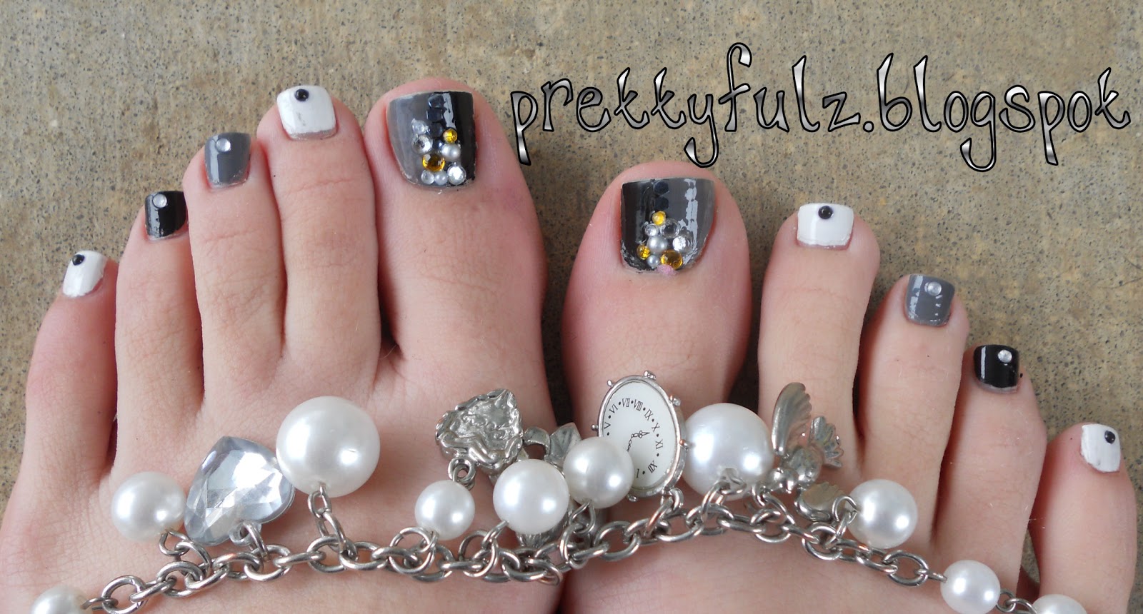 16 Black And White Pedicure Designs Images