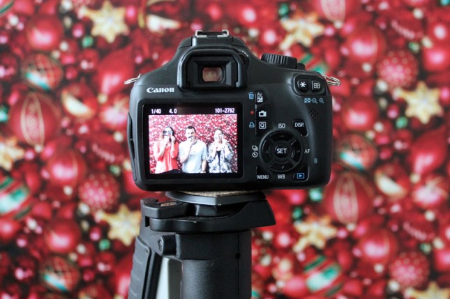 Christmas Photo Booth Backdrop DIY