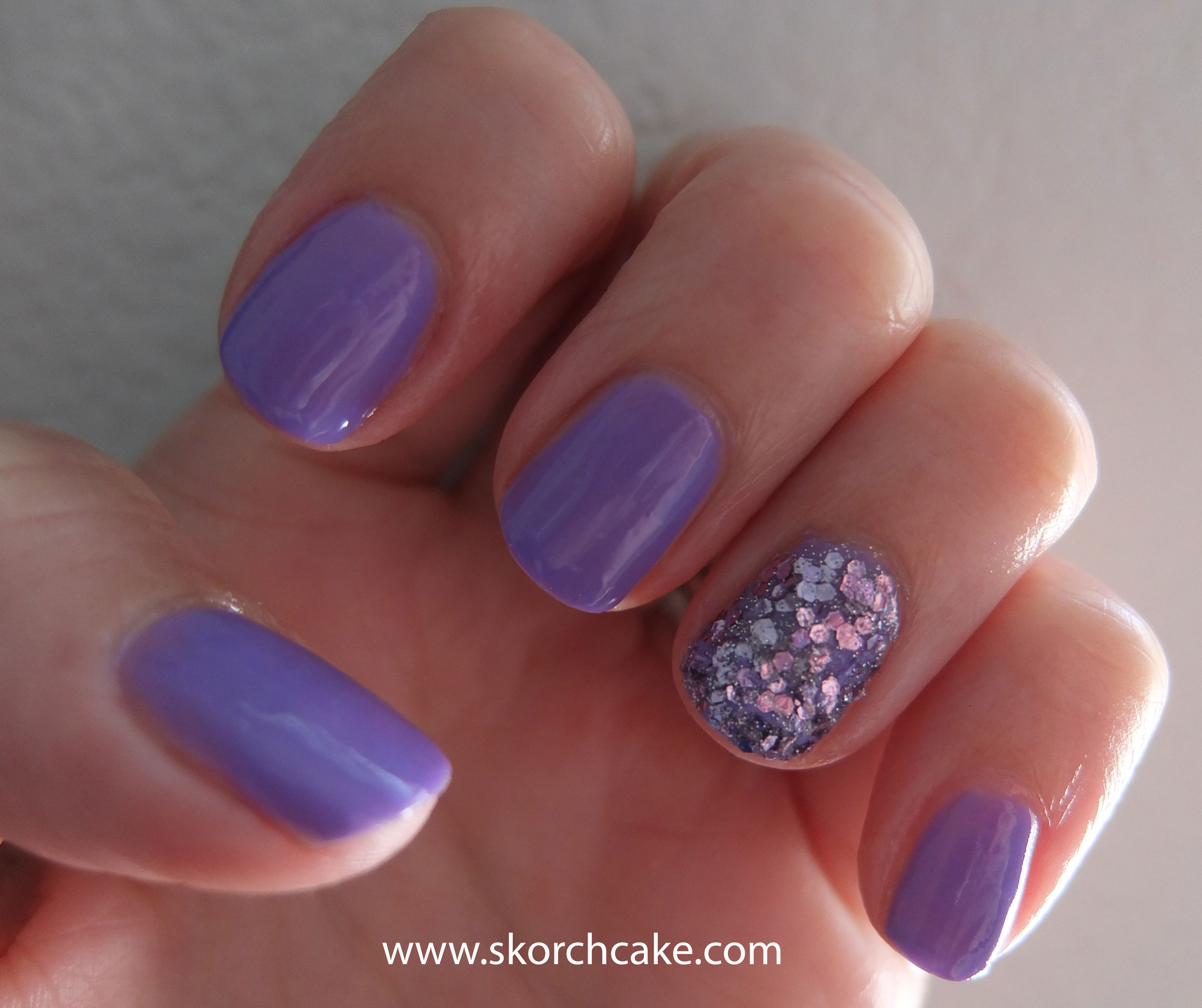 Light Purple Glitter Nail Polish