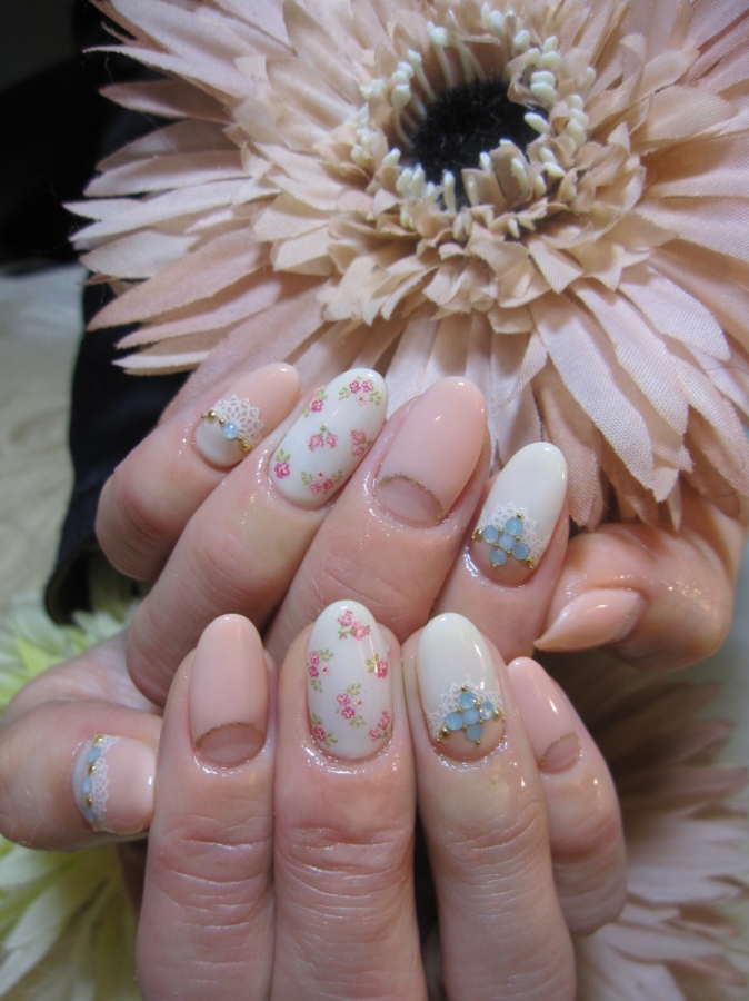 13 Urban Flower Nail Designs Images