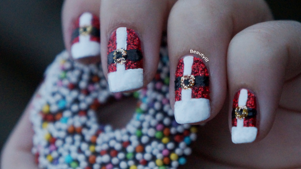 DIY Christmas Nail Art