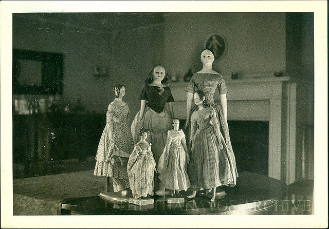 Creepy Old Dolls From the 1800s Creepy Old Dolls From the 1800s