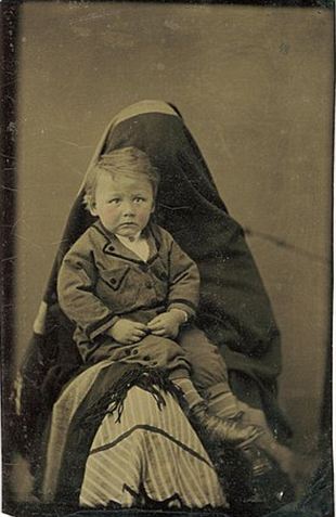 Old Portraits of Children