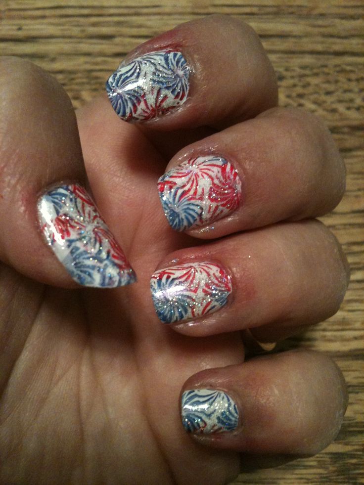 4th of July Firework Nail Art