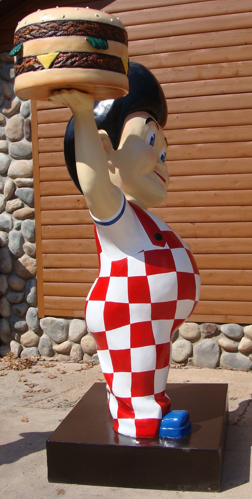 Big Boy Burger Statue