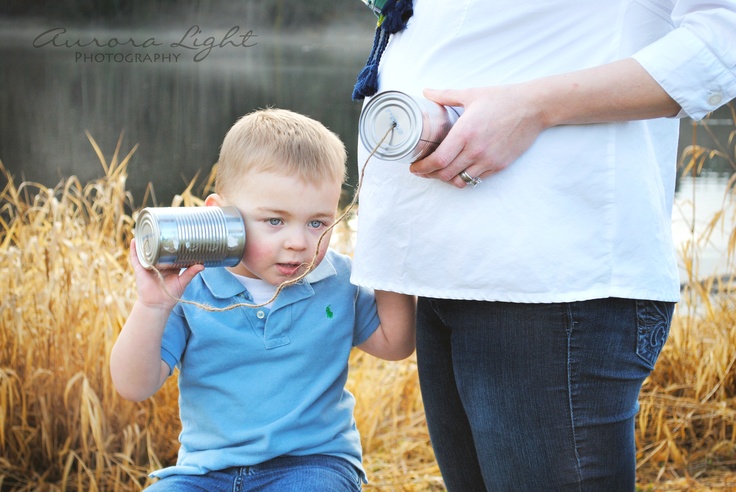 Cute Maternity Photo with Siblings