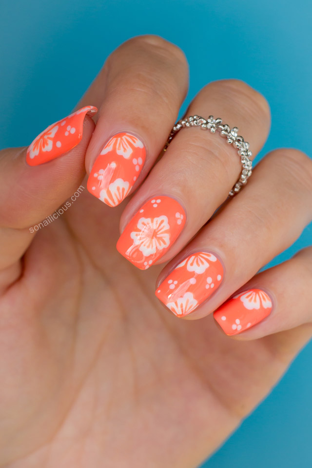 Hawaiian Flower Nail Art Designs