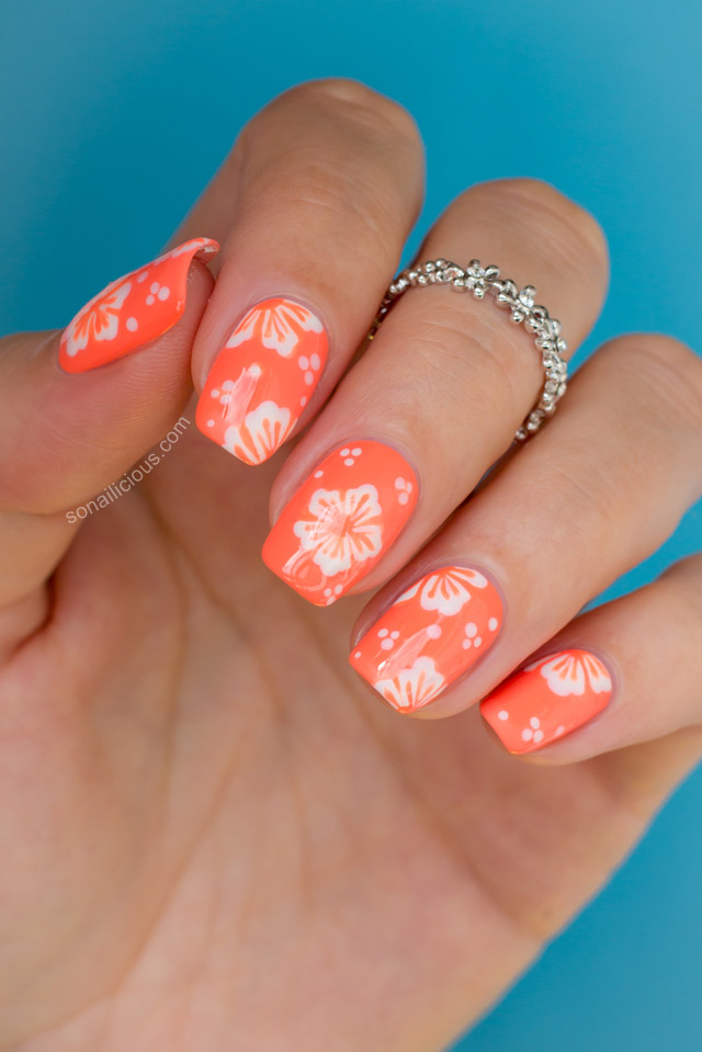 Hawaiian Flower Nail Art Designs Hawaiian Flower Nail Art Designs