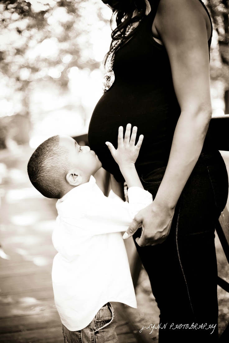 Maternity Photo Ideas with Older Sibling