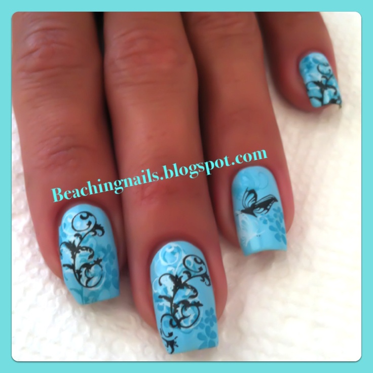 Teal Nail Art