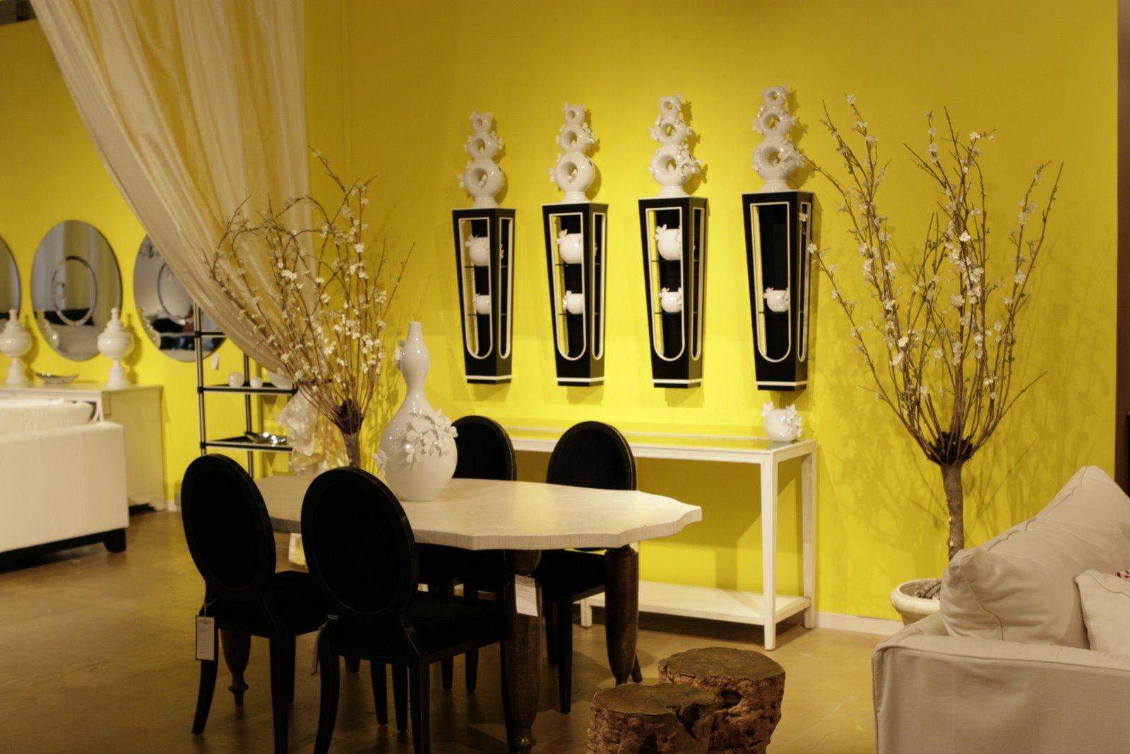 Yellow Walls Dining Room Ideas