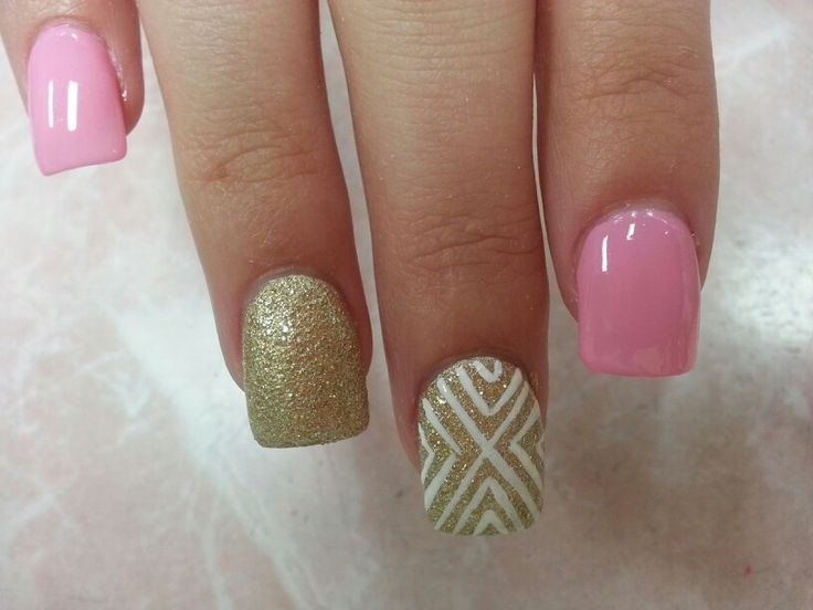 Aztec Toe Nail Art Designs