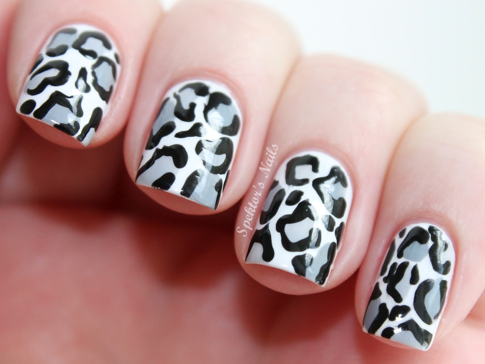 Leopard Nail Design