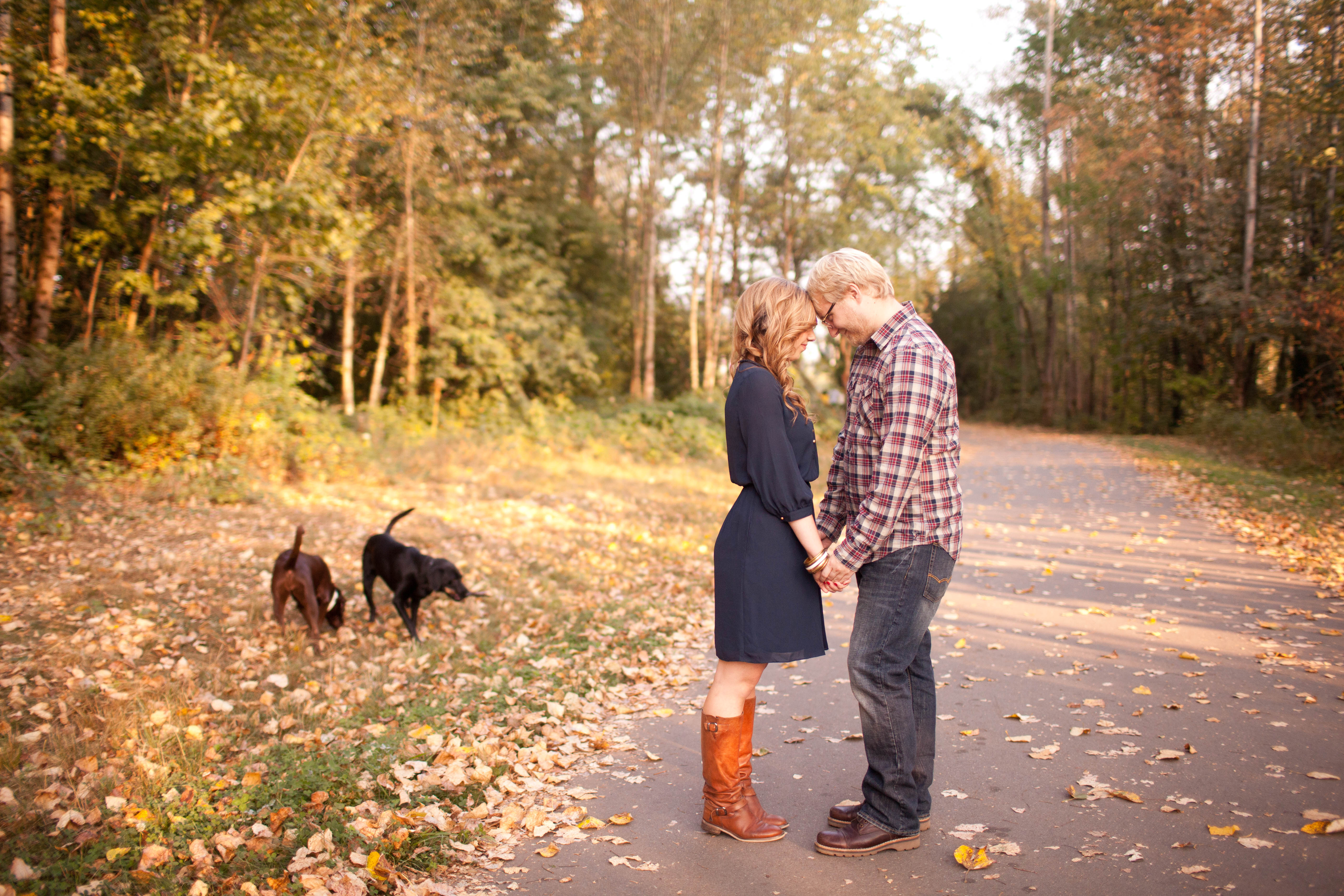 Fall Picnic Engagement Shoot