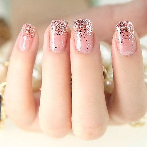 Light Pink Glitter Nail Design
