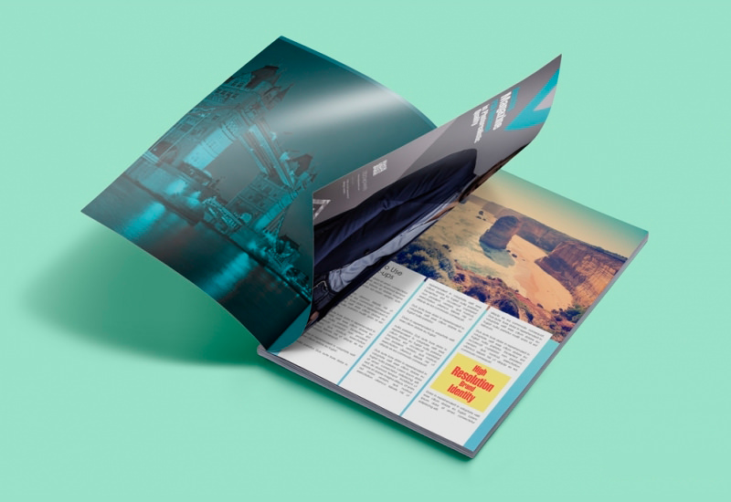 Magazine Mockup PSD