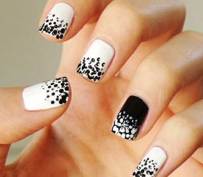 Black and White Nail Art Design