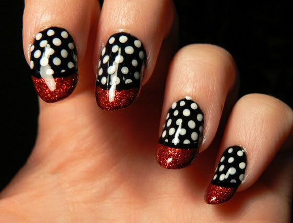 Black and White Nail Art Design