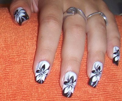 Black and White Nail Designs