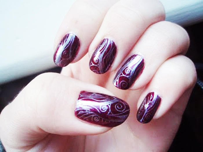 Cool and Easy Nail Designs for Short Nails