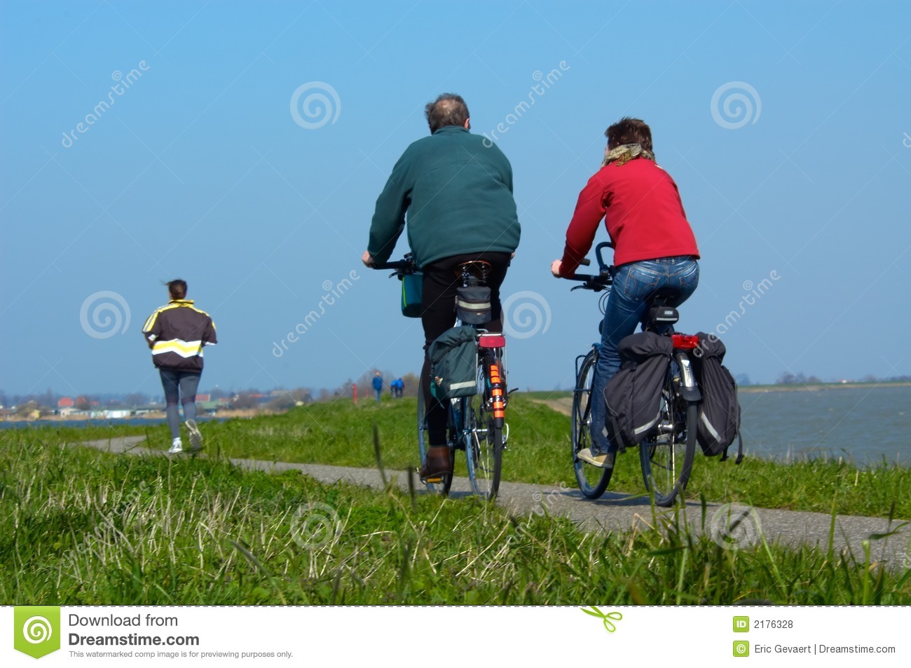 Active People in the Summer Active People in the Summer
