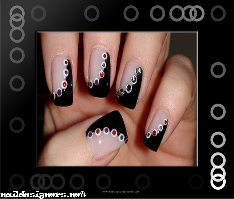 Black and White Nail Art Design