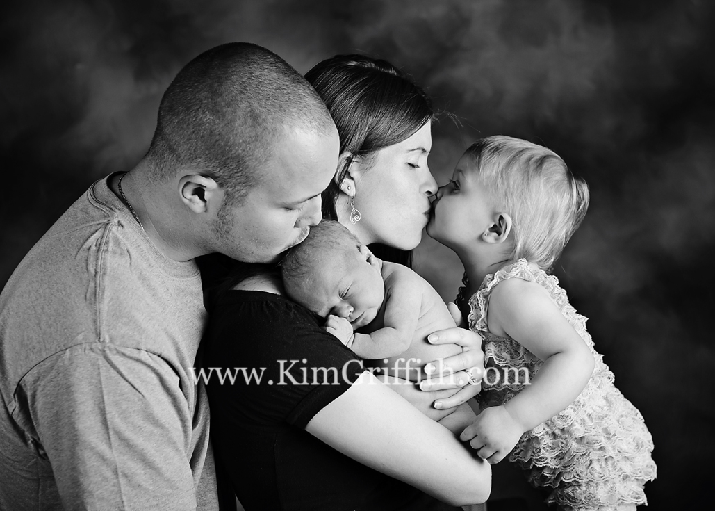 Family Portraits with Newborn