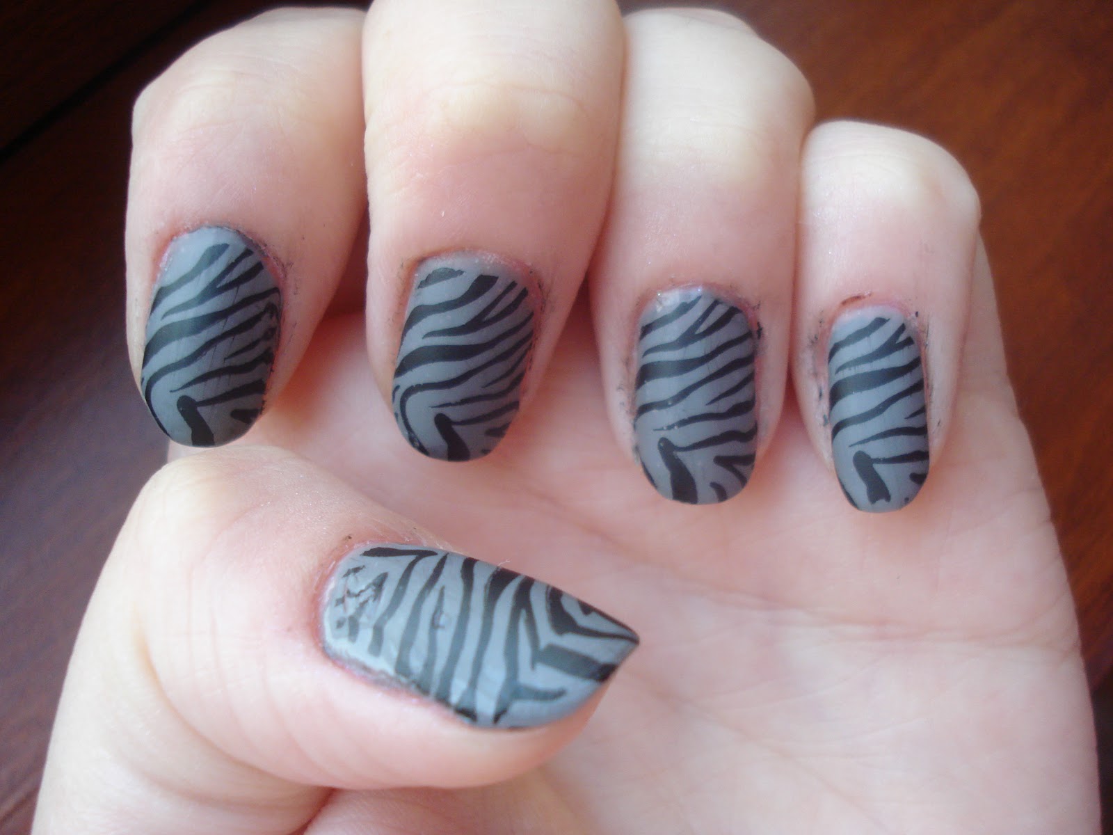 Zebra Acrylic Nail Designs