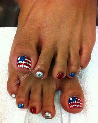 4th of July Toe Nail Art Designs