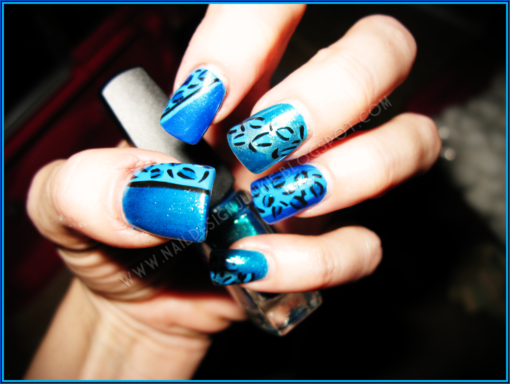 Teal Leopard Print Nail Designs