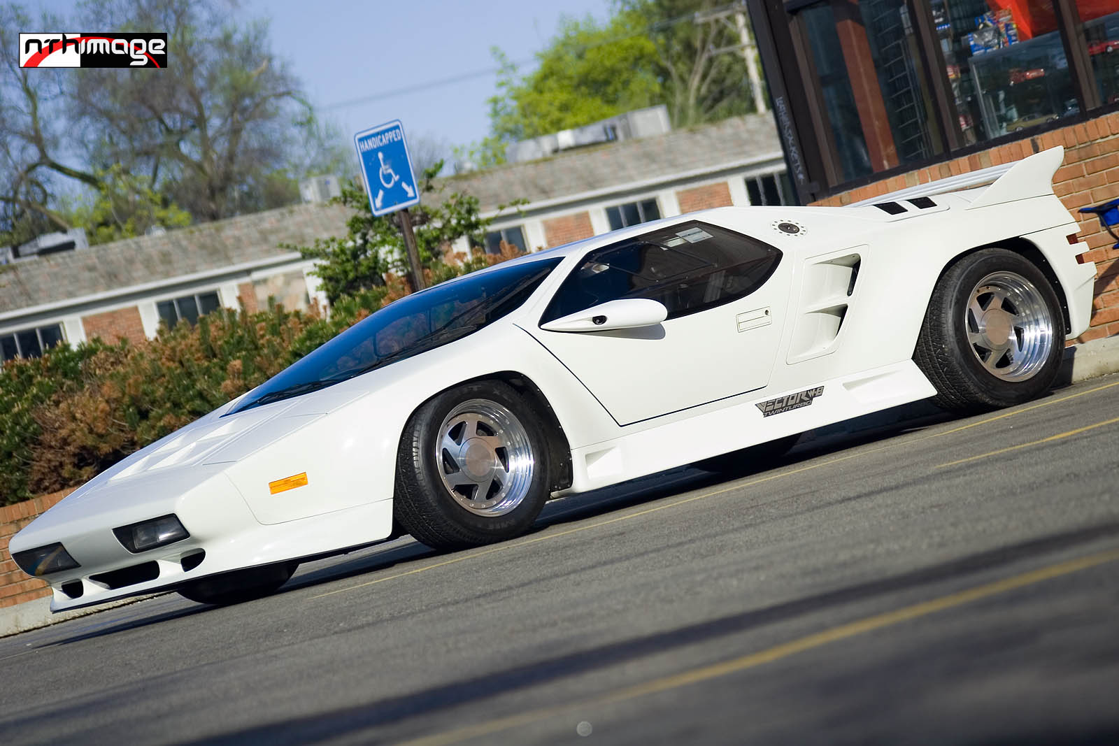 Vector W8 Chassis