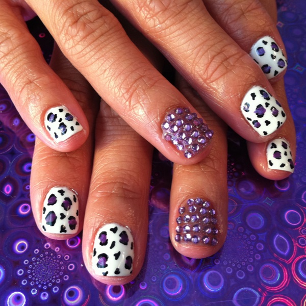 Gel Nail Polish with Design Gel Nail Polish with Design