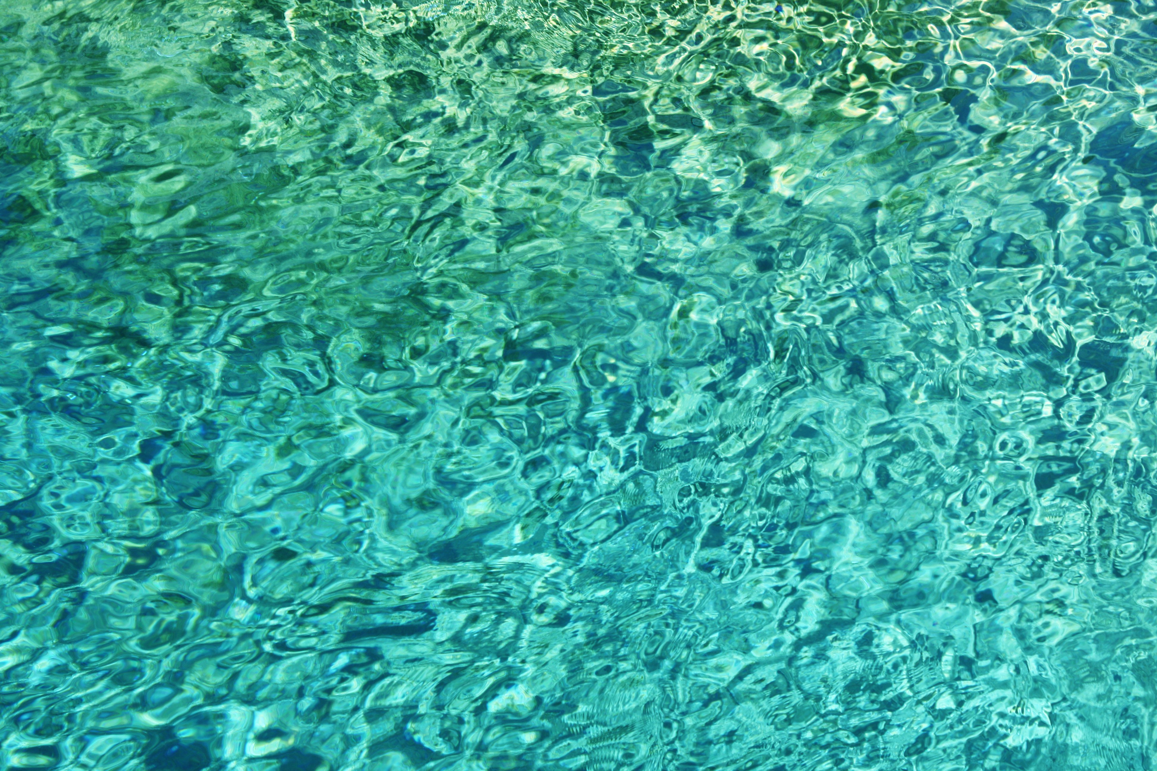 High Resolution Pool Water