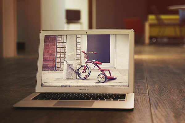 MacBook Air Mockup MacBook Air Mockup