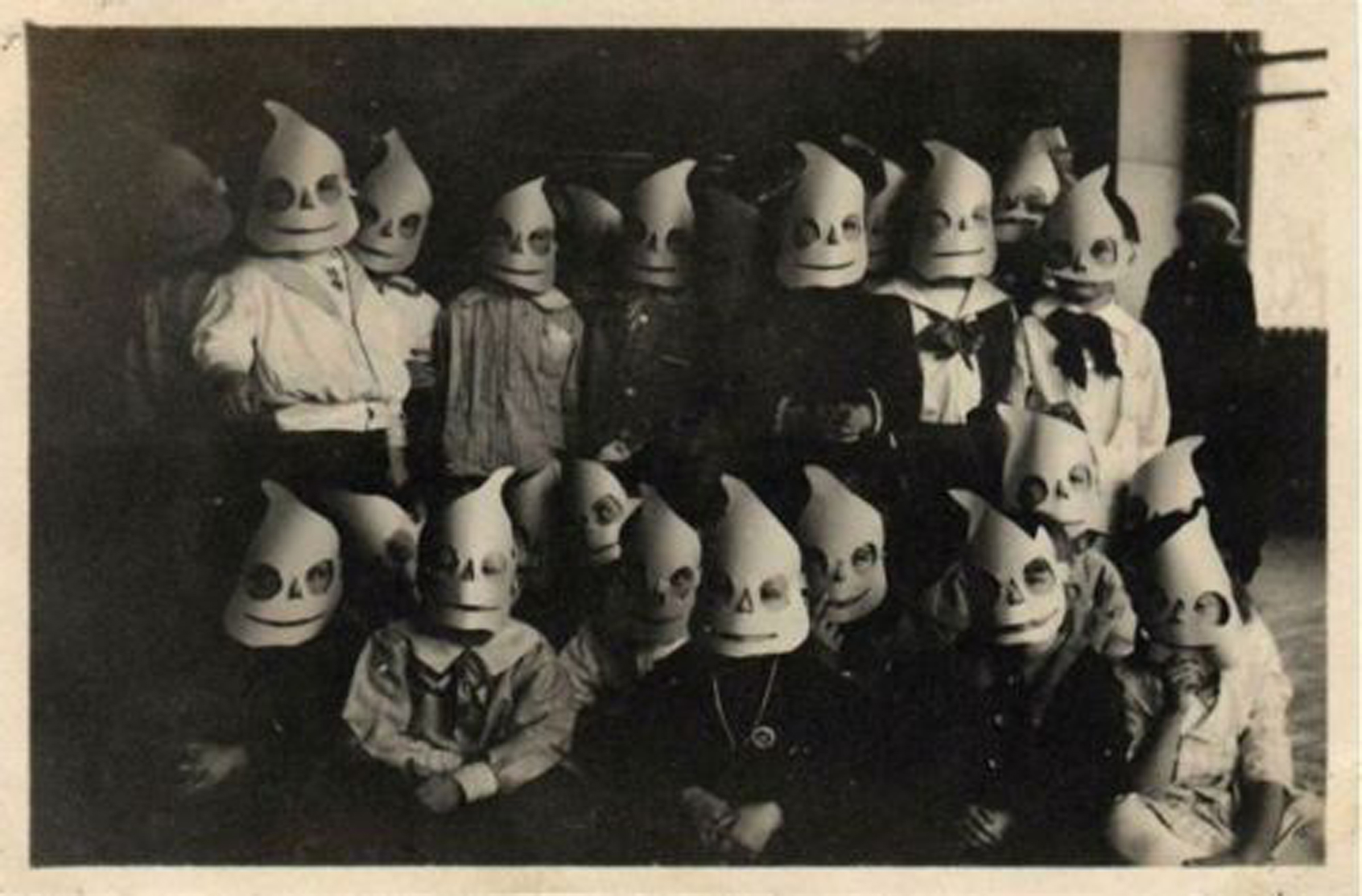 Creepy Vintage Halloween Costumes