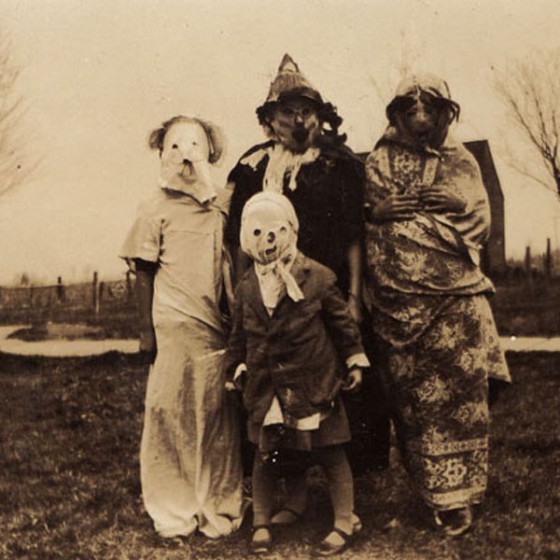 Creepy Vintage Halloween Costumes