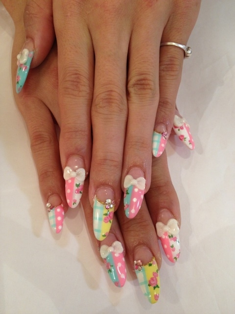 Summer Acrylic Nail Art
