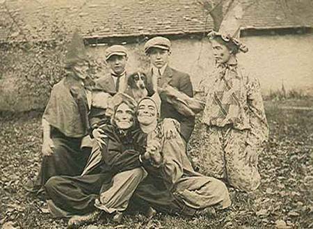 Vintage Halloween Costumes